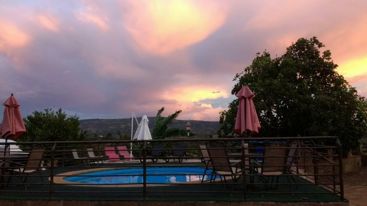 La Loma Hotel バリチャラ エクステリア 写真